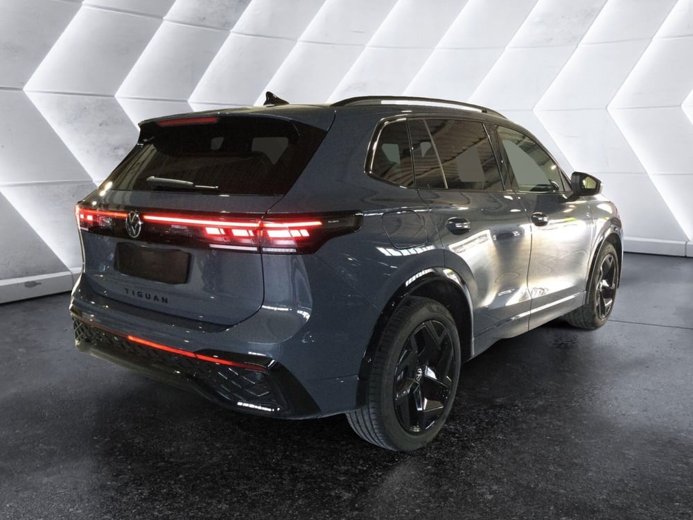Volkswagen Tiguan usata a Caserta (5)