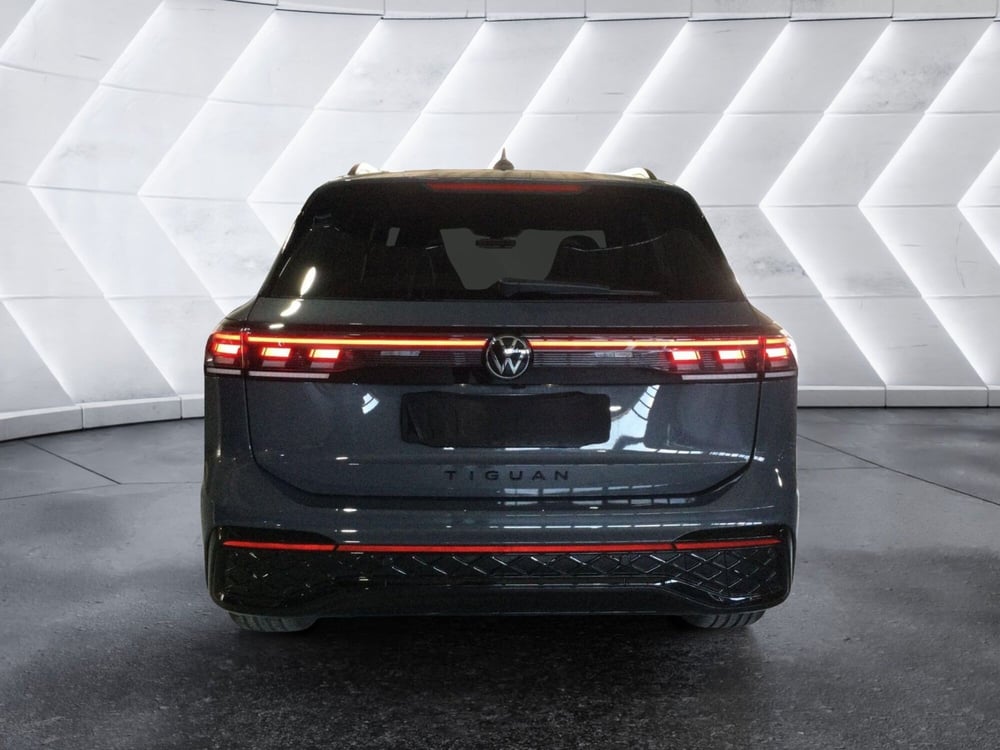 Volkswagen Tiguan usata a Caserta (6)