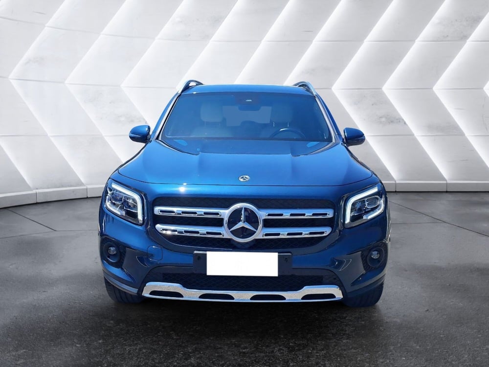 Mercedes-Benz GLB usata a Salerno (8)