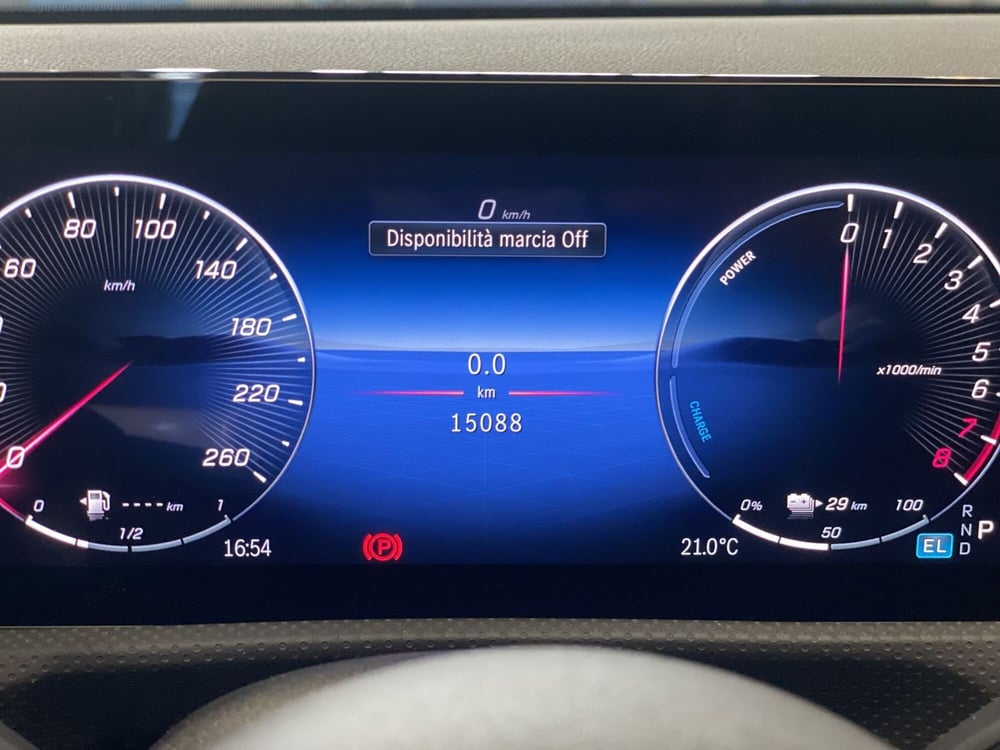 Mercedes-Benz Classe A usata a Napoli (10)