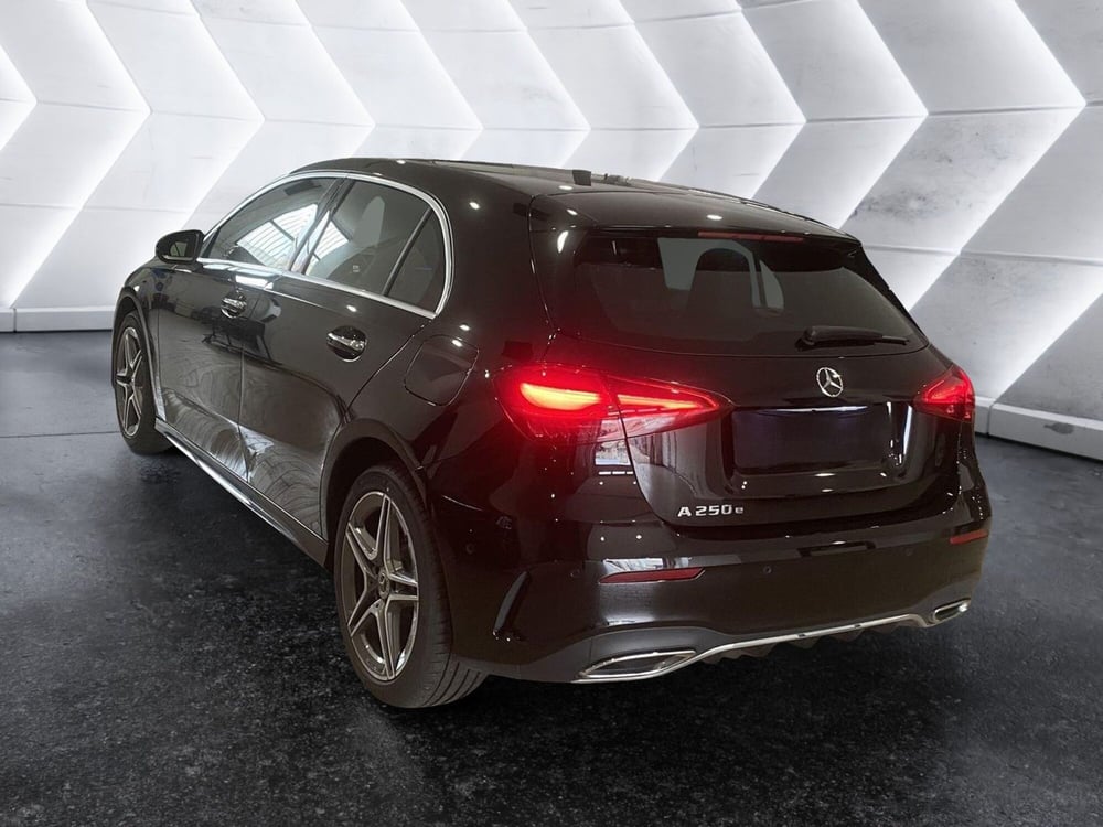 Mercedes-Benz Classe A usata a Napoli (6)