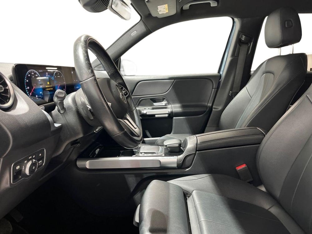 Mercedes-Benz GLB usata a Napoli (12)