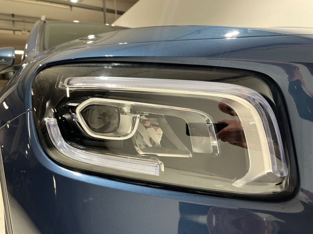 Mercedes-Benz GLB usata a Napoli (9)