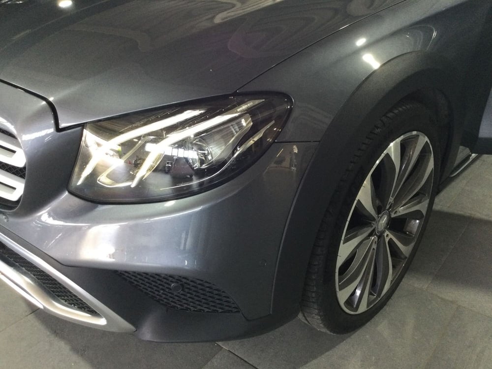 Mercedes-Benz Classe E Station Wagon usata a Caserta (9)