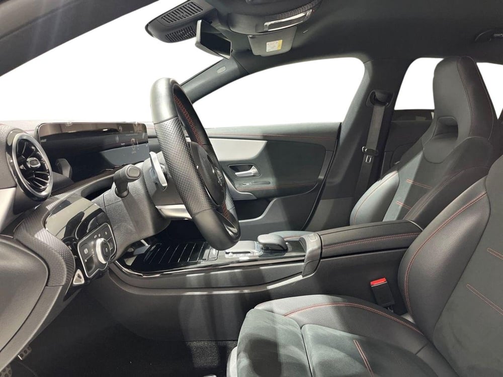 Mercedes-Benz CLA Shooting Brake usata a Napoli (12)
