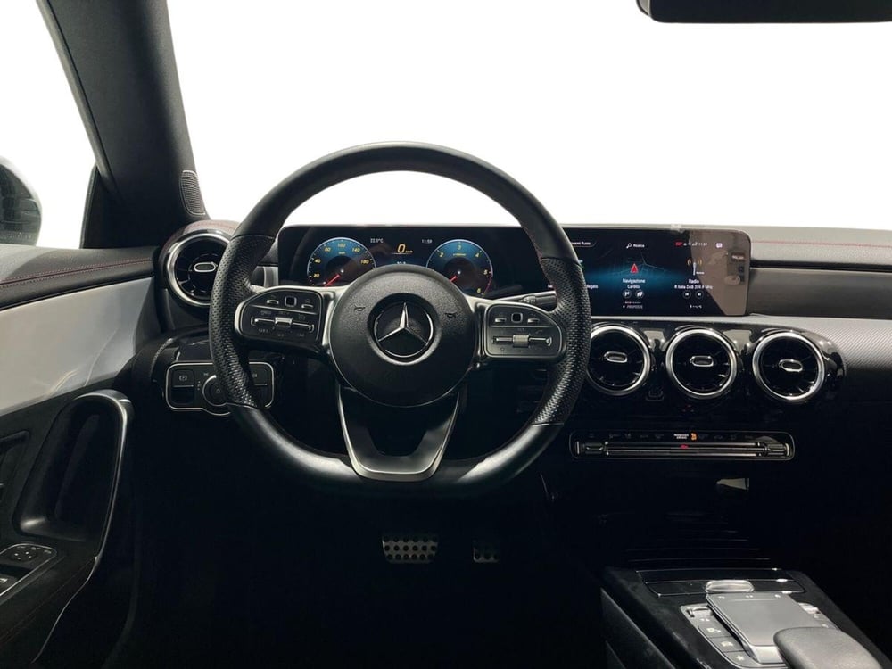 Mercedes-Benz CLA Shooting Brake usata a Napoli (13)