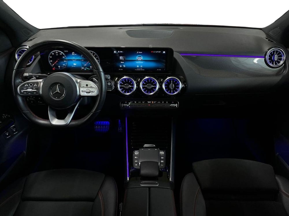 Mercedes-Benz GLA SUV usata a Napoli (10)