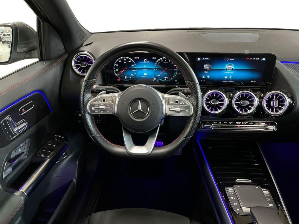Mercedes-Benz GLA SUV usata a Napoli (11)