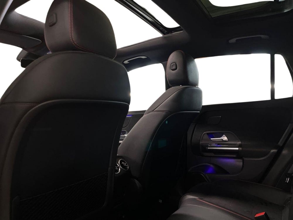 Mercedes-Benz GLA SUV usata a Napoli (15)