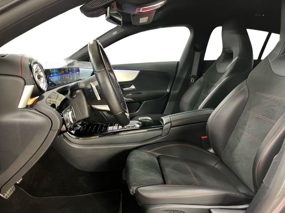 Mercedes-Benz CLA Shooting Brake usata a Napoli (10)