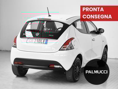 Lancia Ypsilon 1.0 FireFly 5 porte S&amp;S Hybrid Silver Plus del 2022 usata a Prato