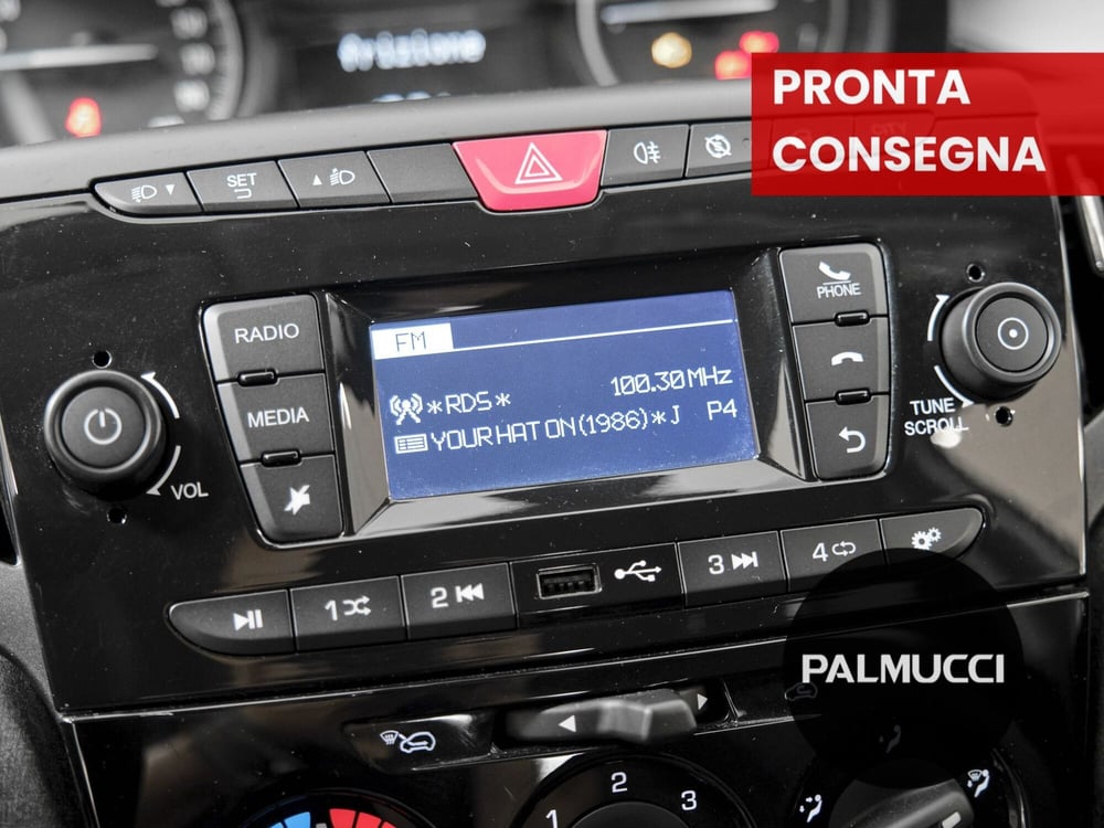 Lancia Ypsilon usata a Prato (8)