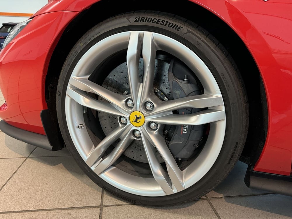 Ferrari 296 Coupé usata a Messina (5)