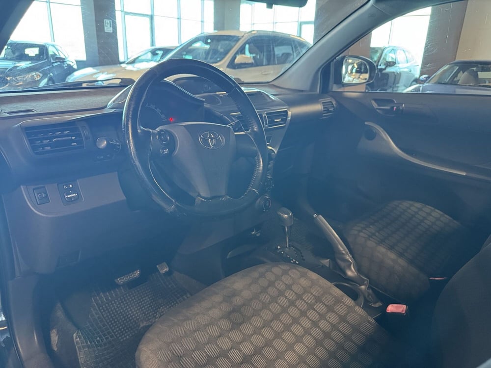 Toyota iQ usata a Messina (7)
