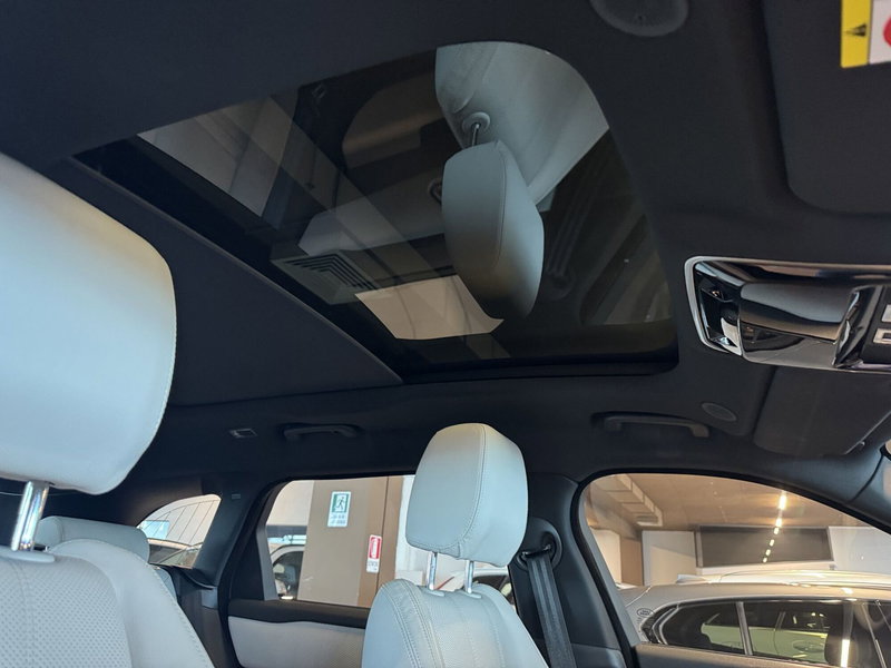 Land Rover Range Rover Velar usata a Messina (13)