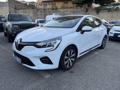 Renault Clio Full Hybrid E-Tech 140 CV 5 porte Zen del 2021 usata a Messina