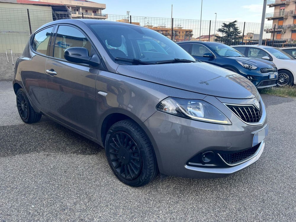 Lancia Ypsilon usata a Messina (2)