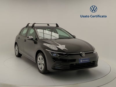 Volkswagen Golf 1.0 eTSI EVO DSG Life del 2023 usata a Foggia