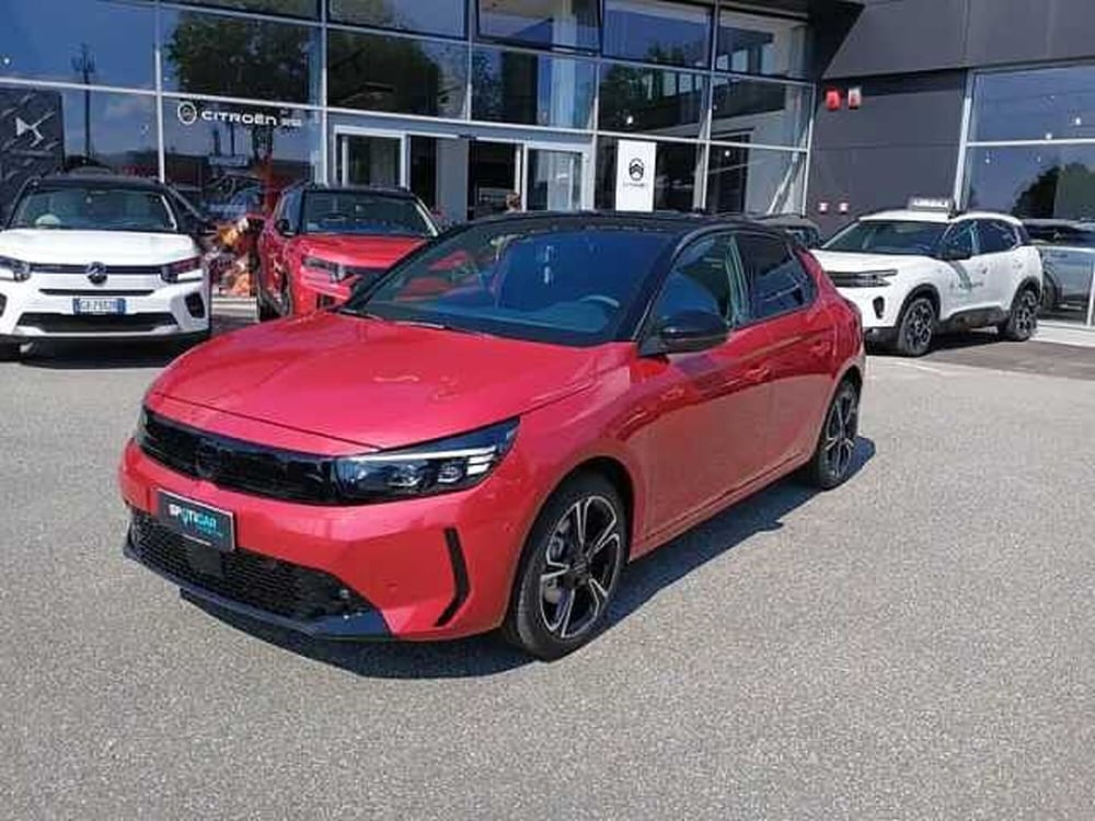 Opel Corsa nuova a Milano (3)