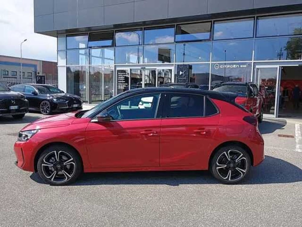 Opel Corsa nuova a Milano (4)