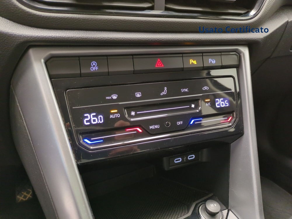 Volkswagen T-Roc usata a Avellino (19)
