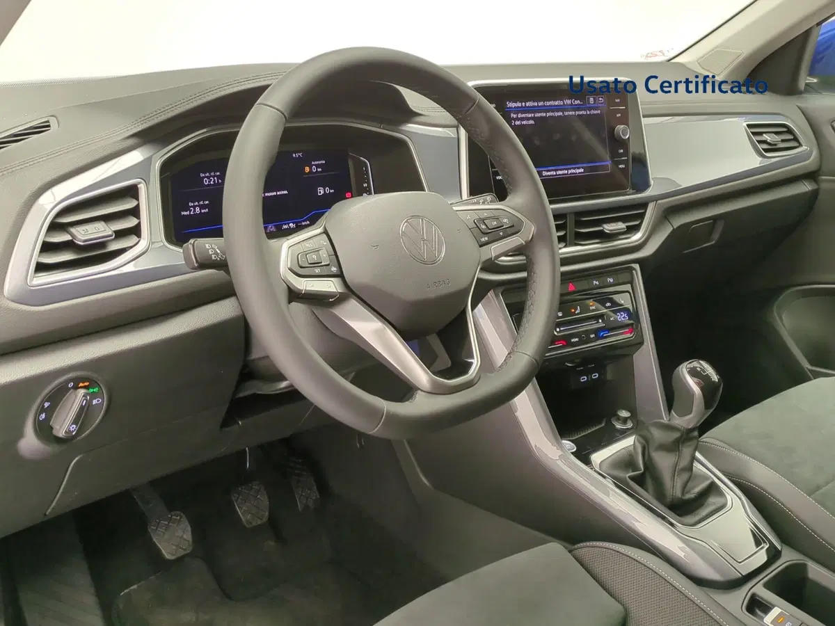 Volkswagen T-Roc nuova a Foggia (15)