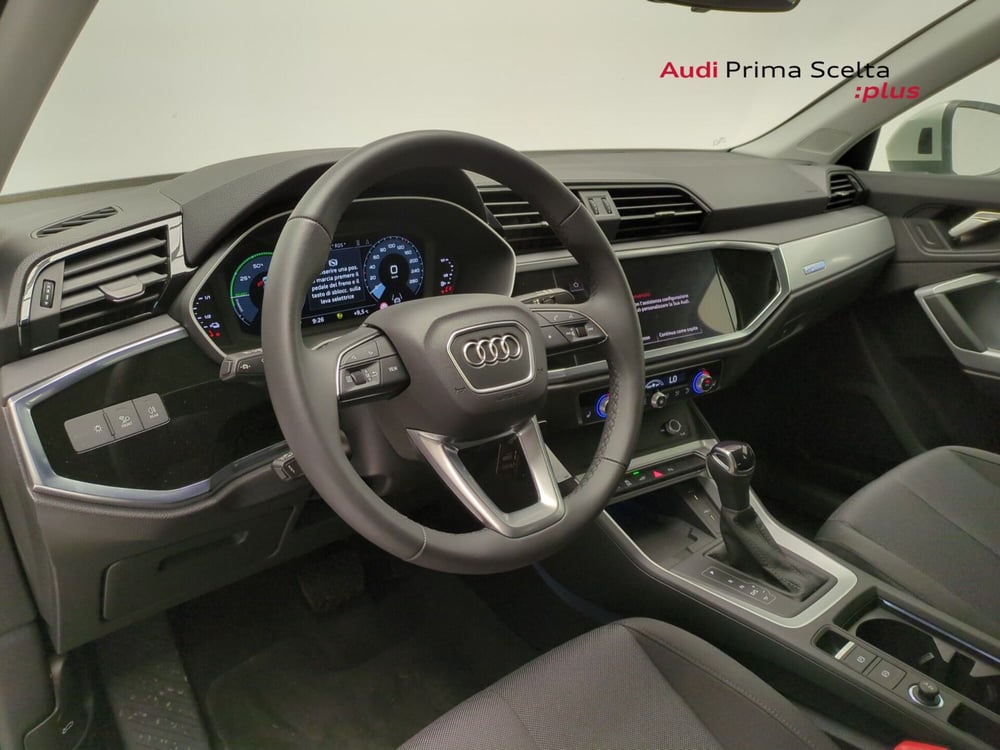 Audi Q3 Sportback nuova a Benevento (13)