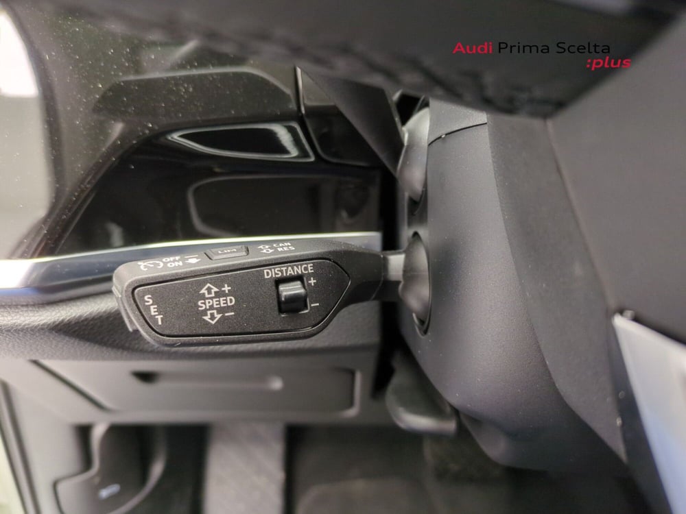 Audi Q3 Sportback nuova a Benevento (16)