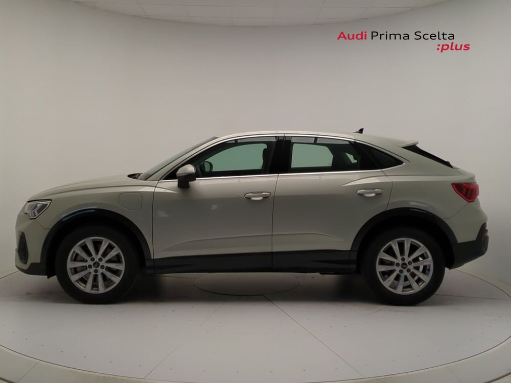 Audi Q3 Sportback nuova a Benevento (4)