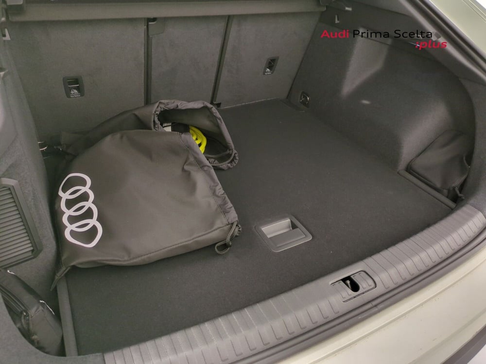 Audi Q3 Sportback nuova a Benevento (8)