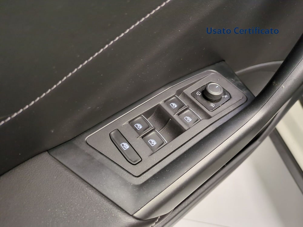Volkswagen T-Roc usata a Benevento (14)