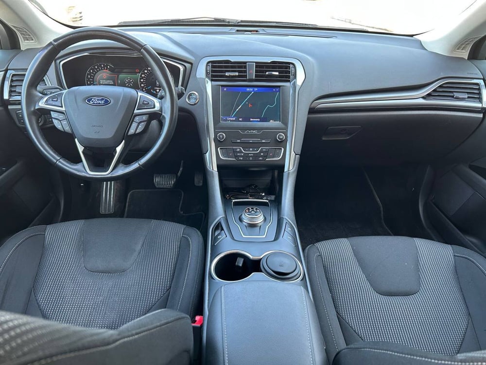 Ford Mondeo Station Wagon usata a Benevento (16)