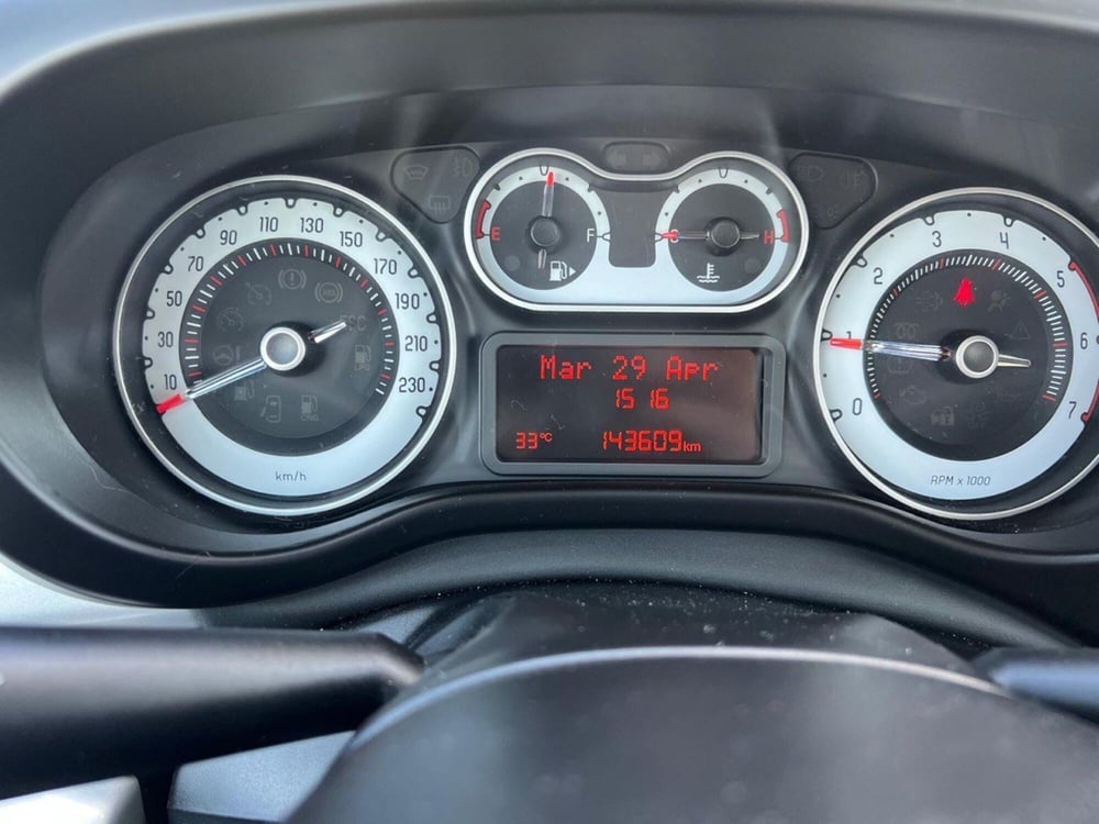 Fiat 500L usata a Benevento (7)