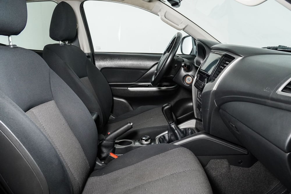 Mitsubishi L200 usata a Perugia (10)
