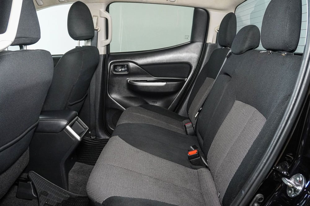 Mitsubishi L200 usata a Perugia (8)