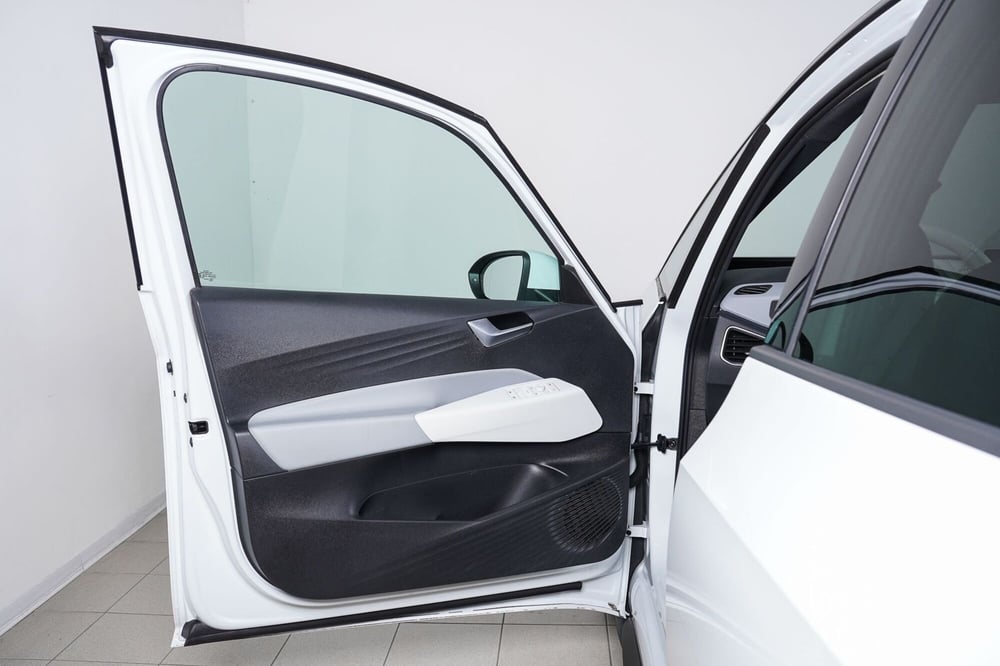 Volkswagen ID.3 usata a Perugia (13)