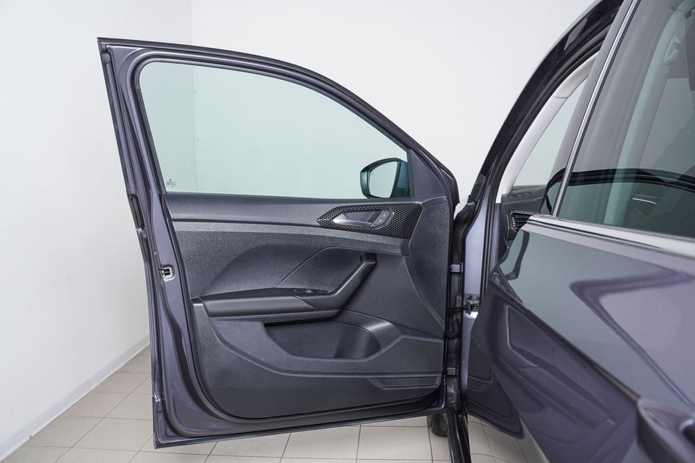 Volkswagen T-Cross usata a Perugia (14)