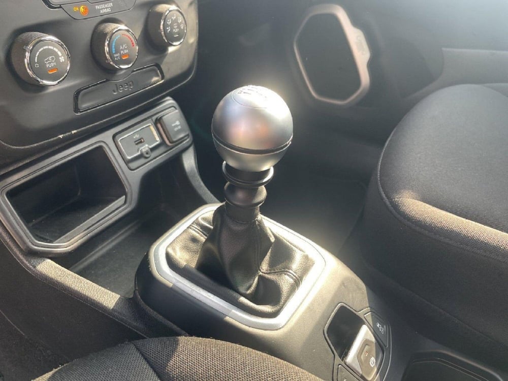 Jeep Renegade usata a Udine (18)