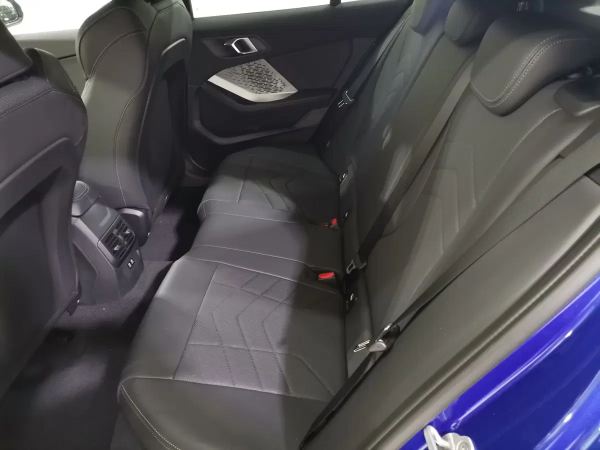 BMW Serie 1 5p. nuova a Salerno (10)