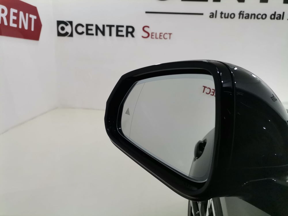 BMW Serie 1 nuova a Salerno (17)