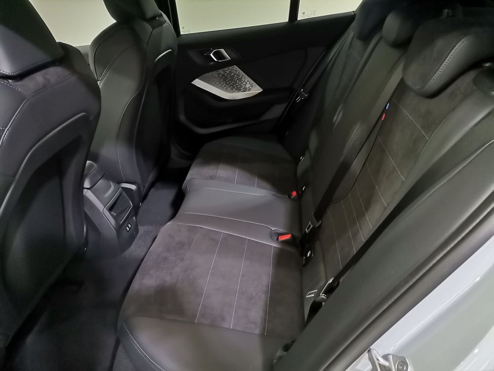 BMW Serie 1 5p. nuova a Salerno (10)