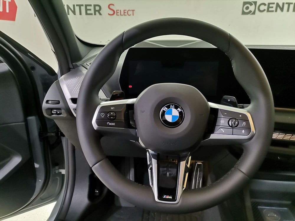 BMW Serie 1 5p. nuova a Salerno (8)