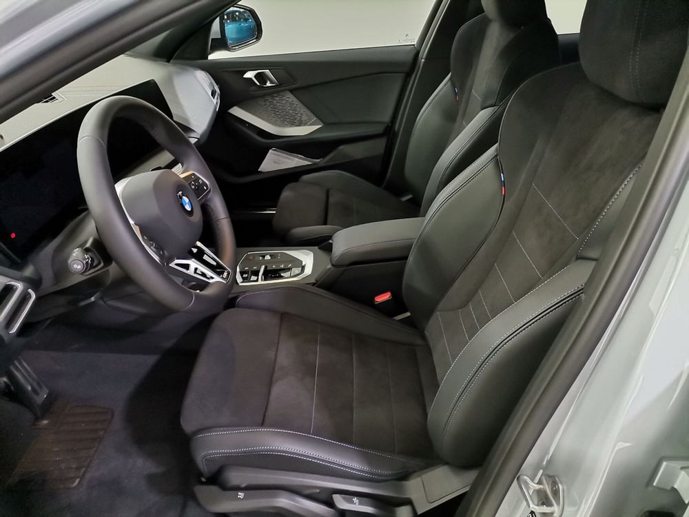 BMW Serie 1 5p. nuova a Salerno (9)