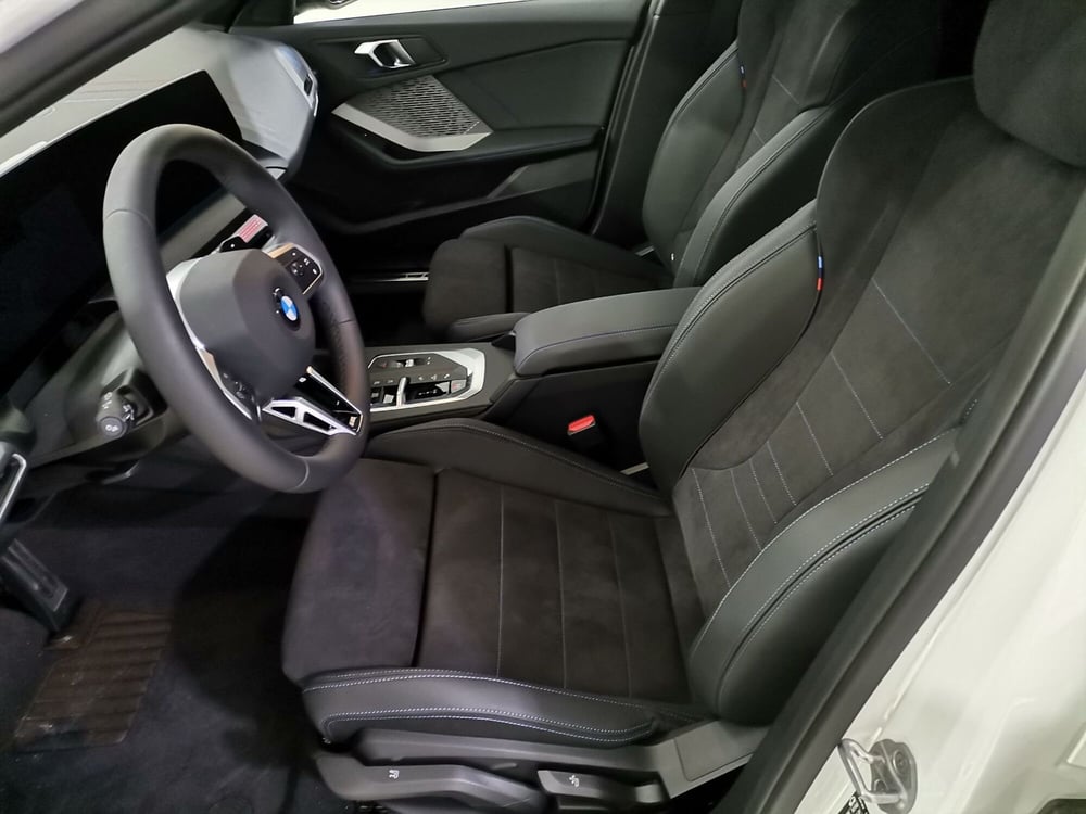 BMW Serie 1 5p. nuova a Salerno (9)