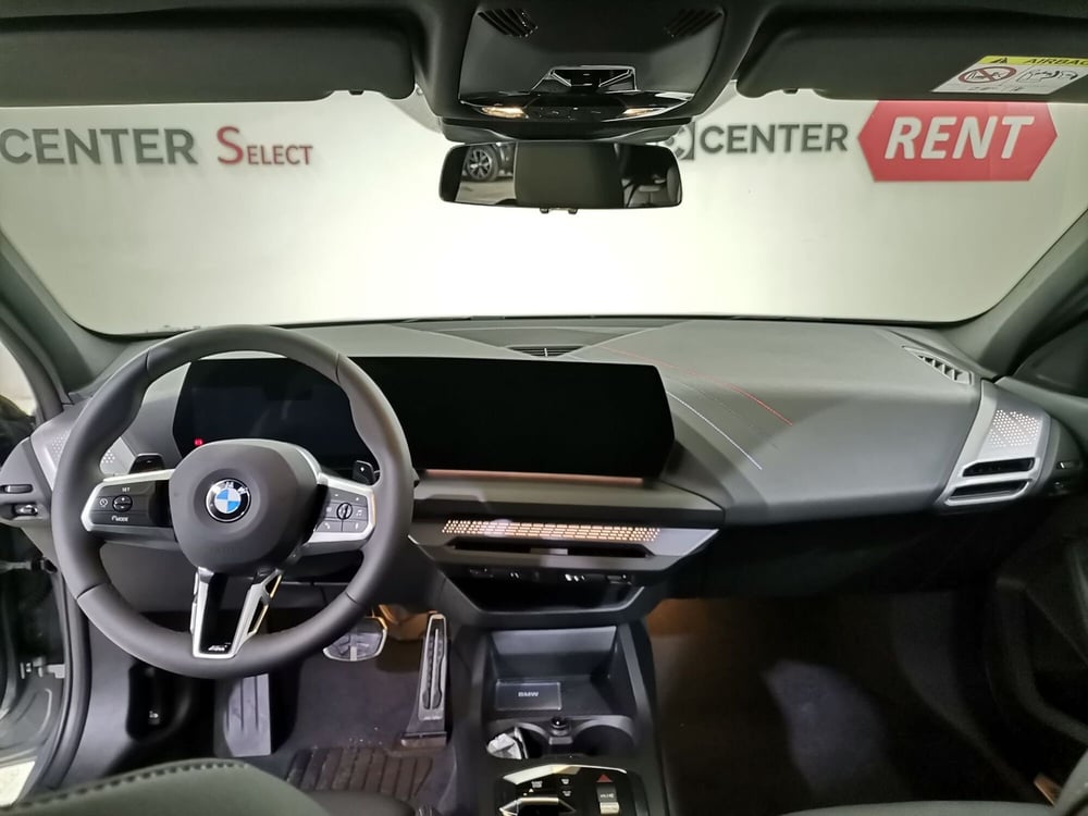 BMW Serie 1 5p. nuova a Salerno (7)