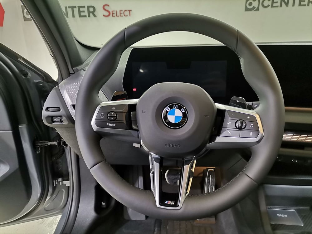 BMW Serie 1 5p. nuova a Salerno (8)