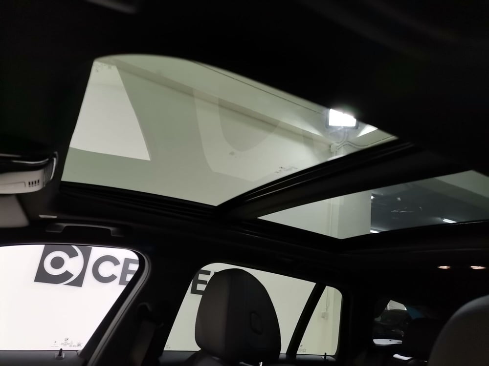 BMW Serie 3 Touring nuova a Salerno (11)