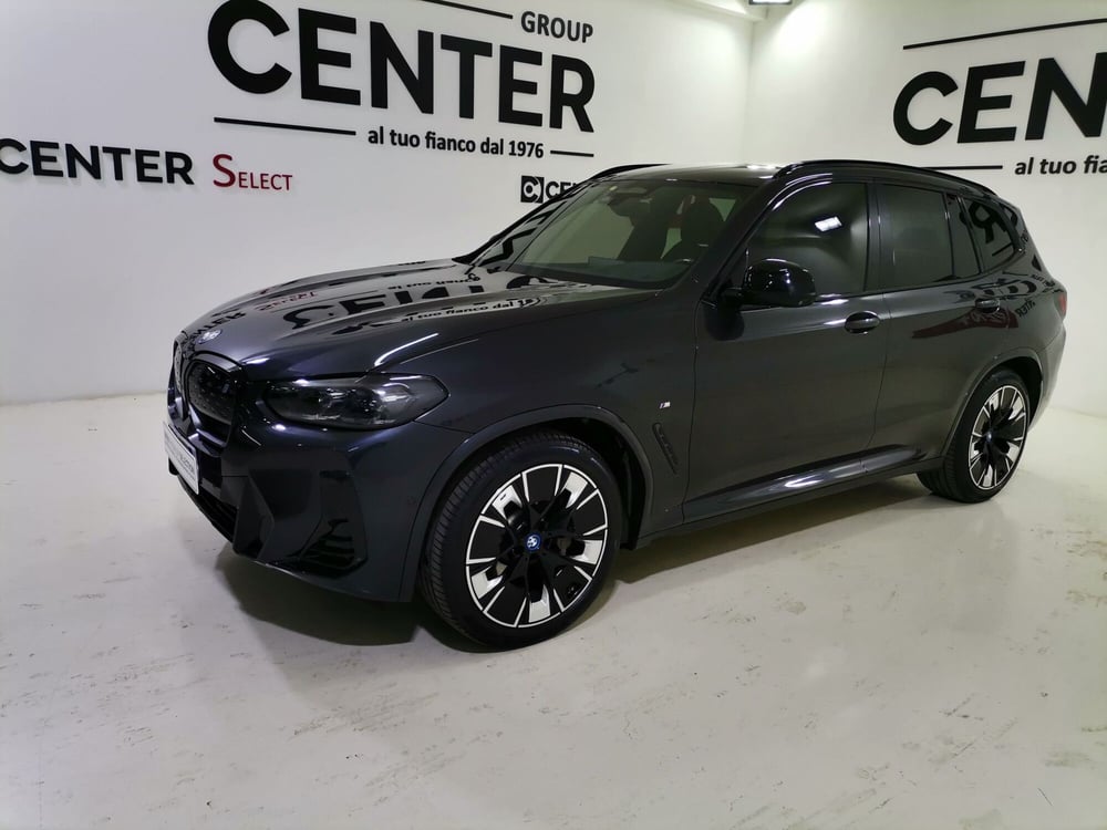 BMW iX3 usata a Salerno