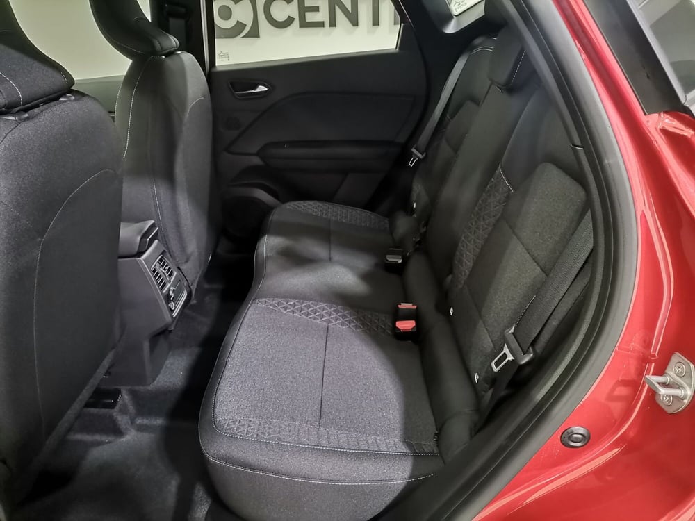 Renault Captur nuova a Salerno (10)