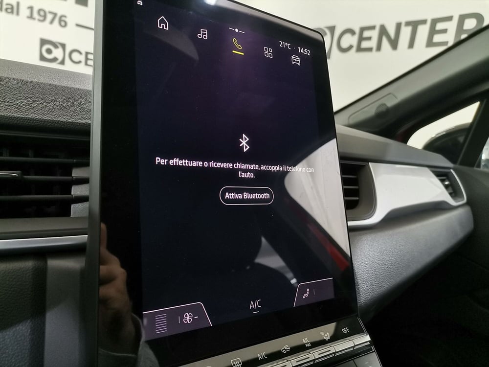Renault Captur nuova a Salerno (14)